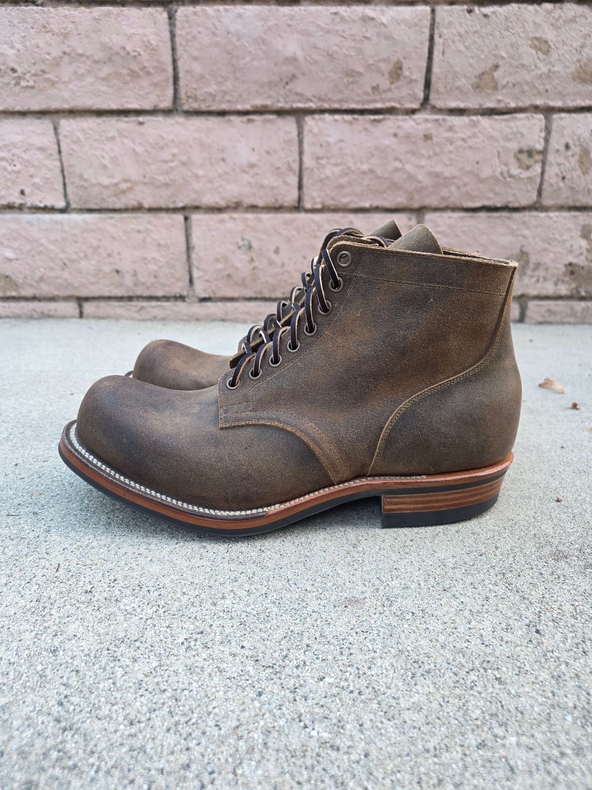 Photo by basboy on October 1, 2025 of the Viberg Service Boot in C.F. Stead Antique Waxy Commander.