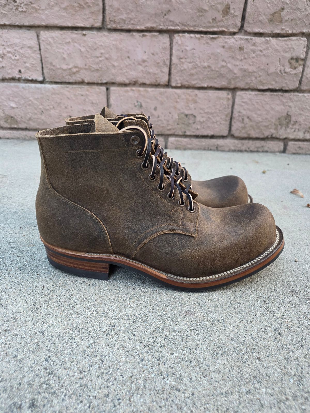 Photo by basboy on October 1, 2025 of the Viberg Service Boot in C.F. Stead Antique Waxy Commander.