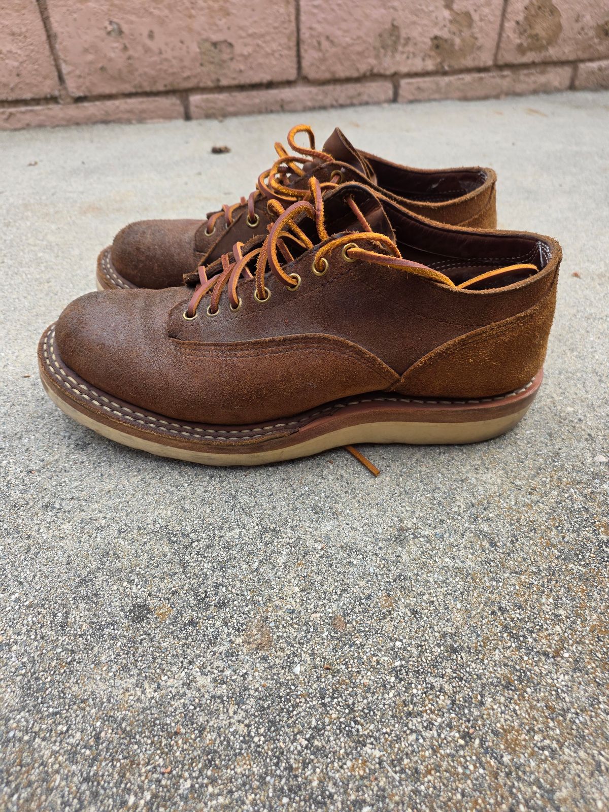 Photo by basboy on October 4, 2025 of the White's Oxford LTT in Seidel Distressed Roughout.