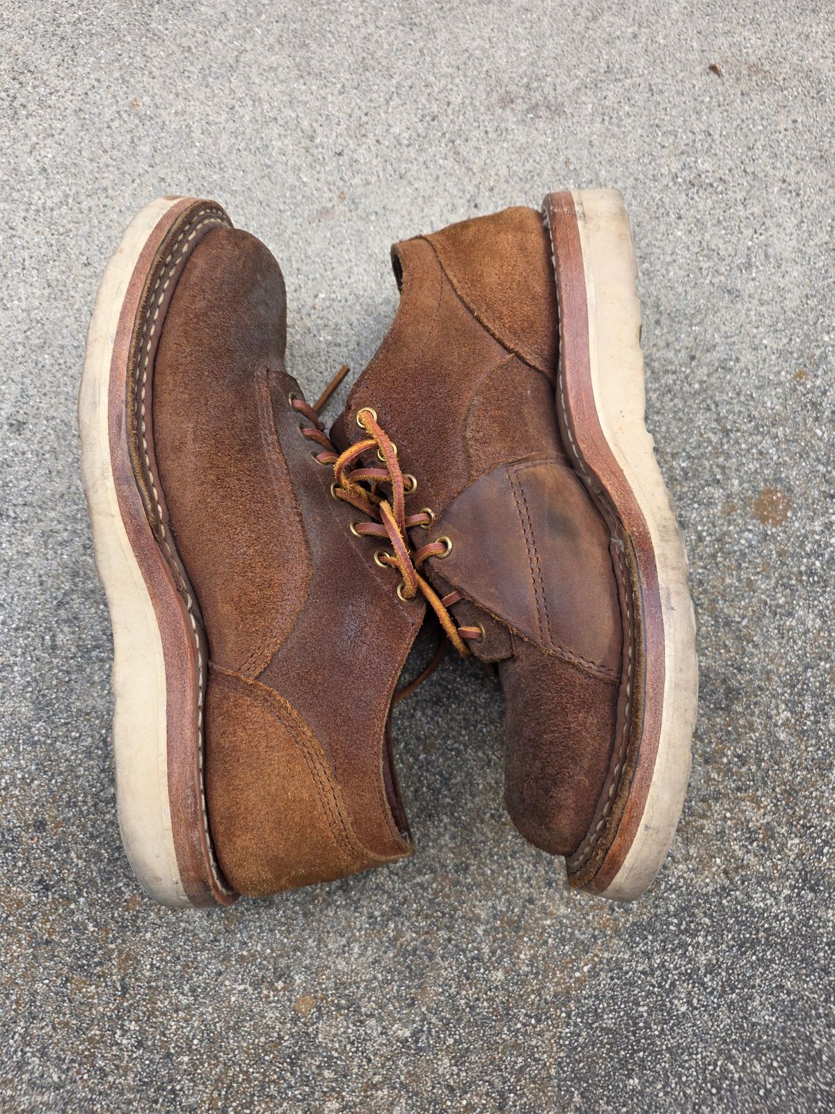 Photo by basboy on October 4, 2025 of the White's Oxford LTT in Seidel Distressed Roughout.