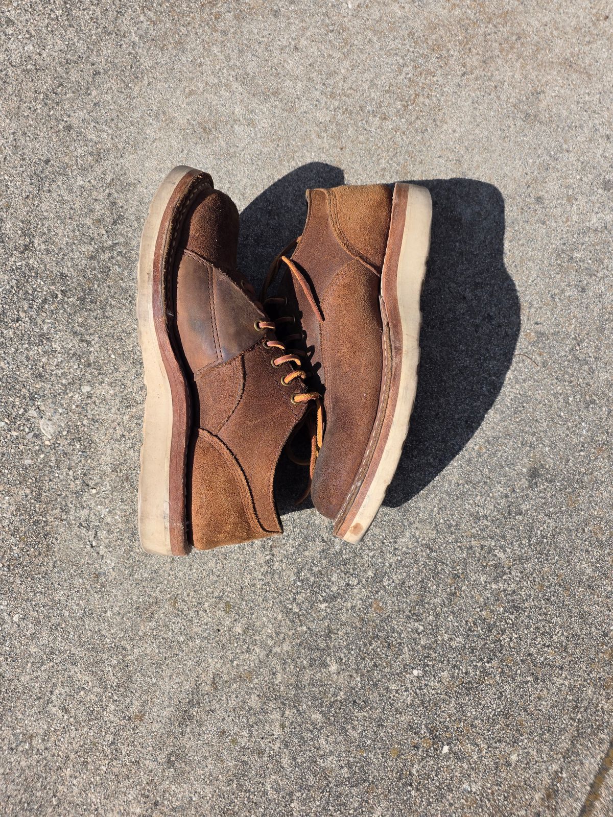 Photo by basboy on November 5, 2025 of the White's Oxford LTT in Seidel Distressed Roughout.