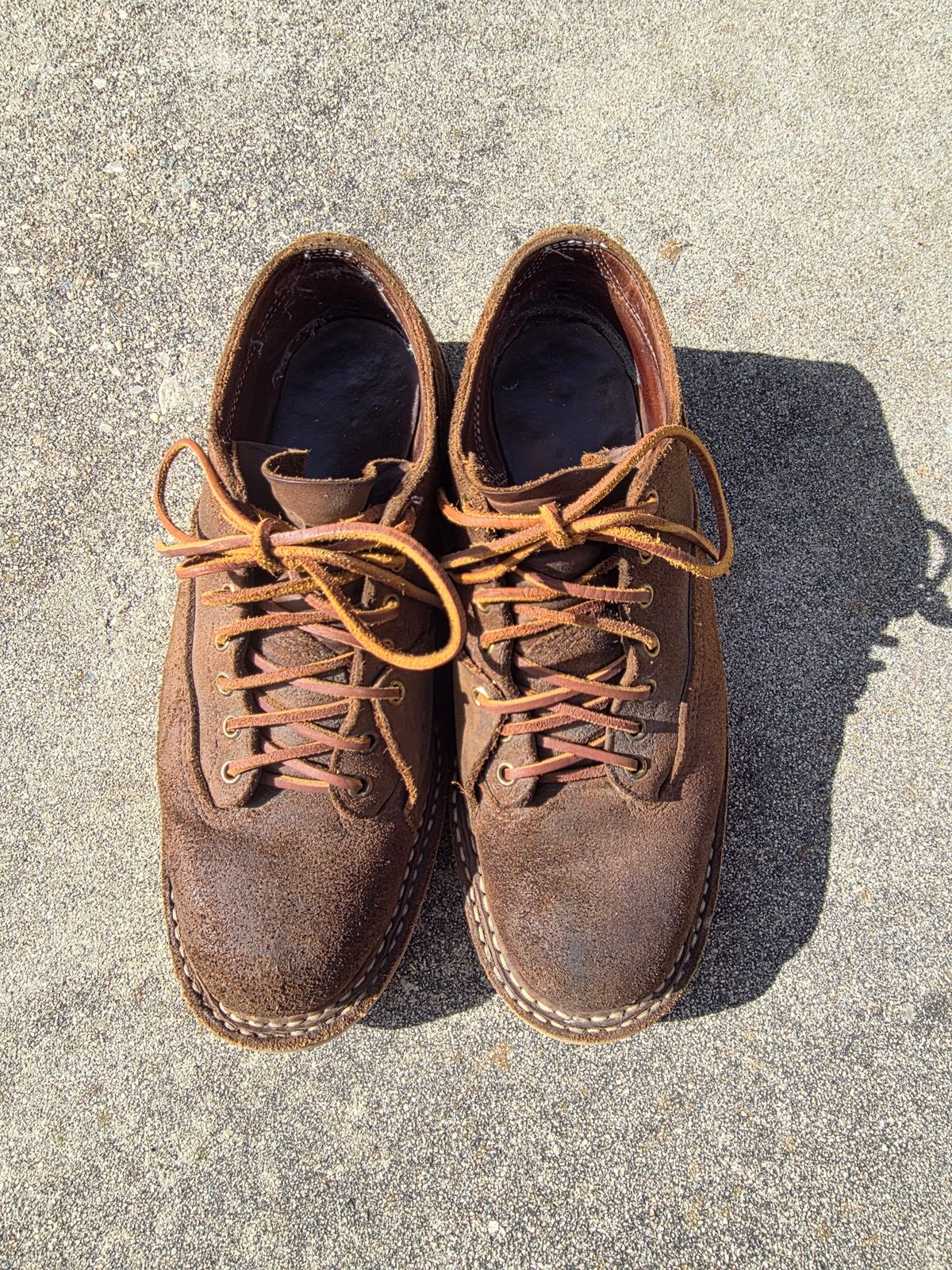 Photo by basboy on November 5, 2025 of the White's Oxford LTT in Seidel Distressed Roughout.