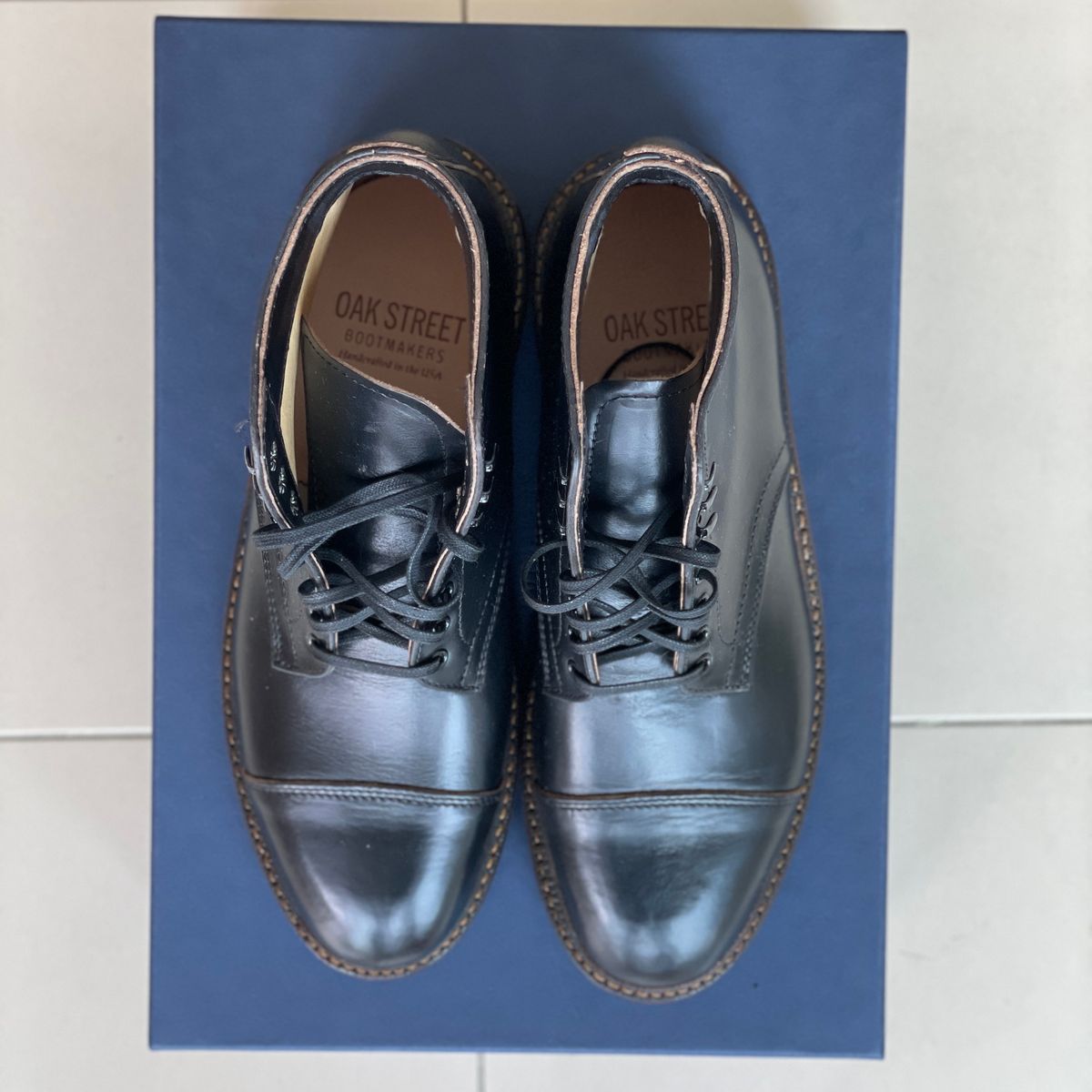 Photo by khc1013 on October 6, 2023 of the Oak Street Bootmakers Lakeshore Boot in Horween Black Chromexcel.