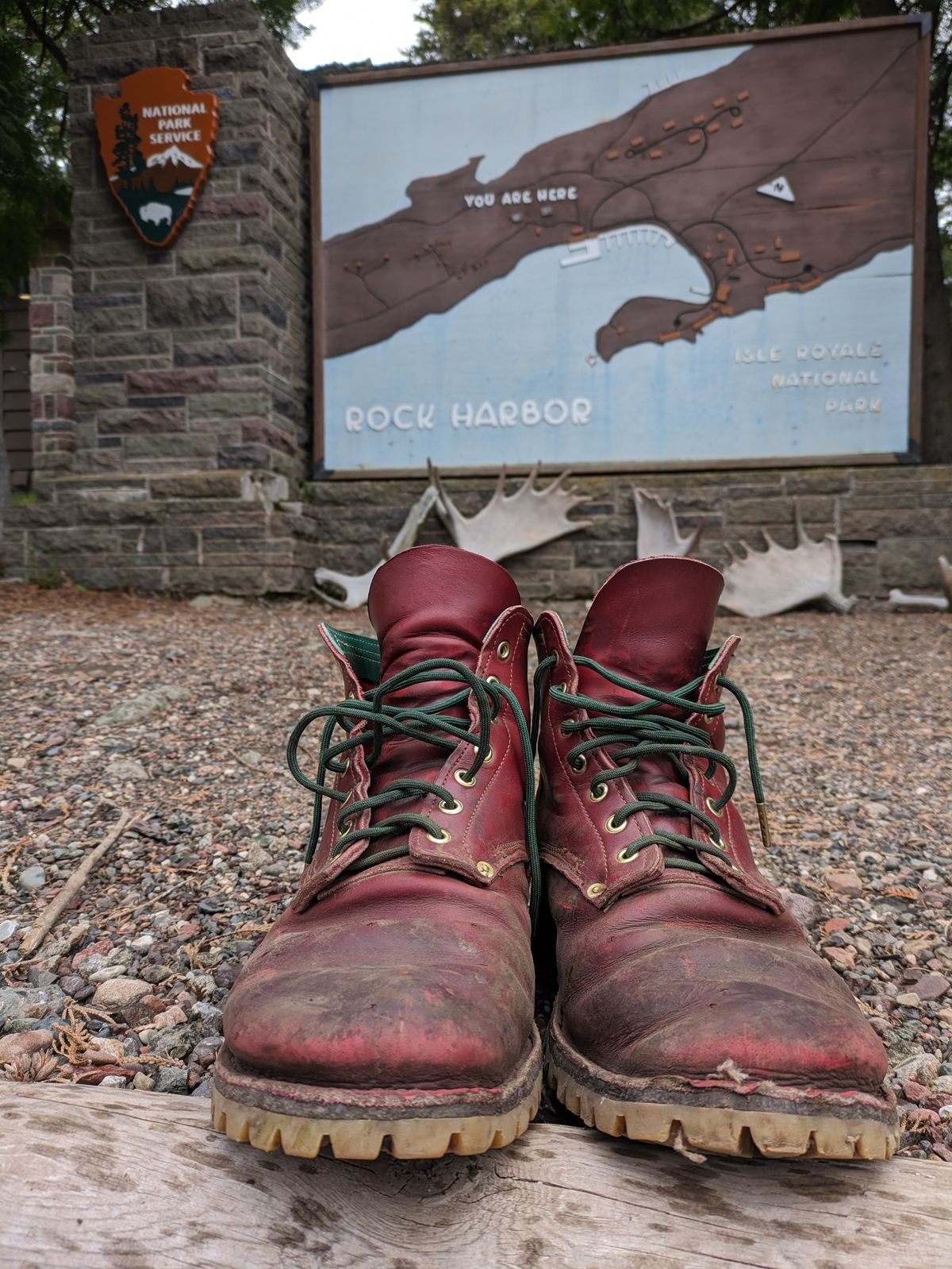 Photo by hooknpunch on May 20, 2024 of the Hook & Punch Hiker in Horween London Bus Red Cavalier.