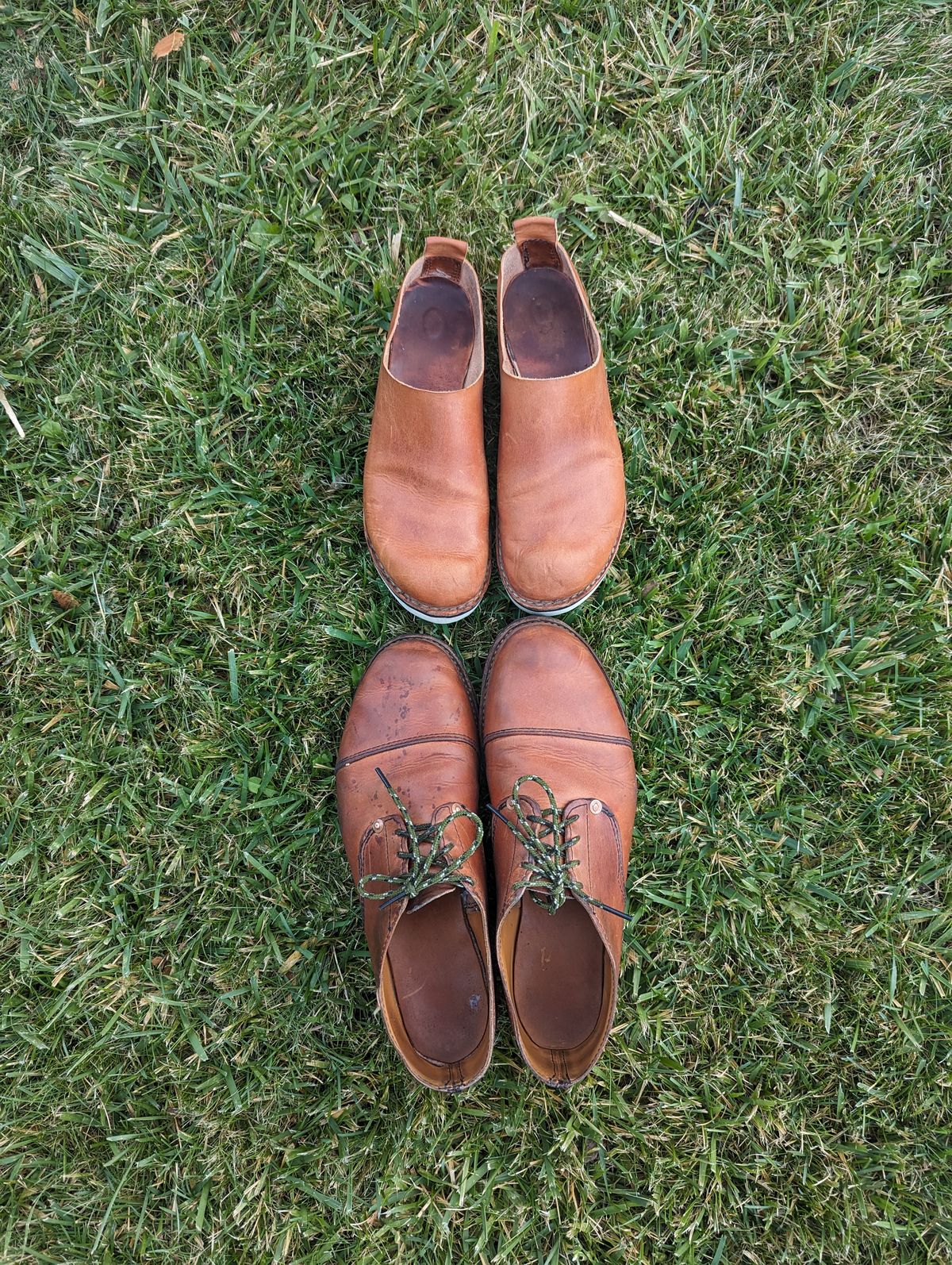 Photo by hooknpunch on November 1, 2023 of the Hook & Punch Derby Shoe in Conceria MPG Aragona English Tan.