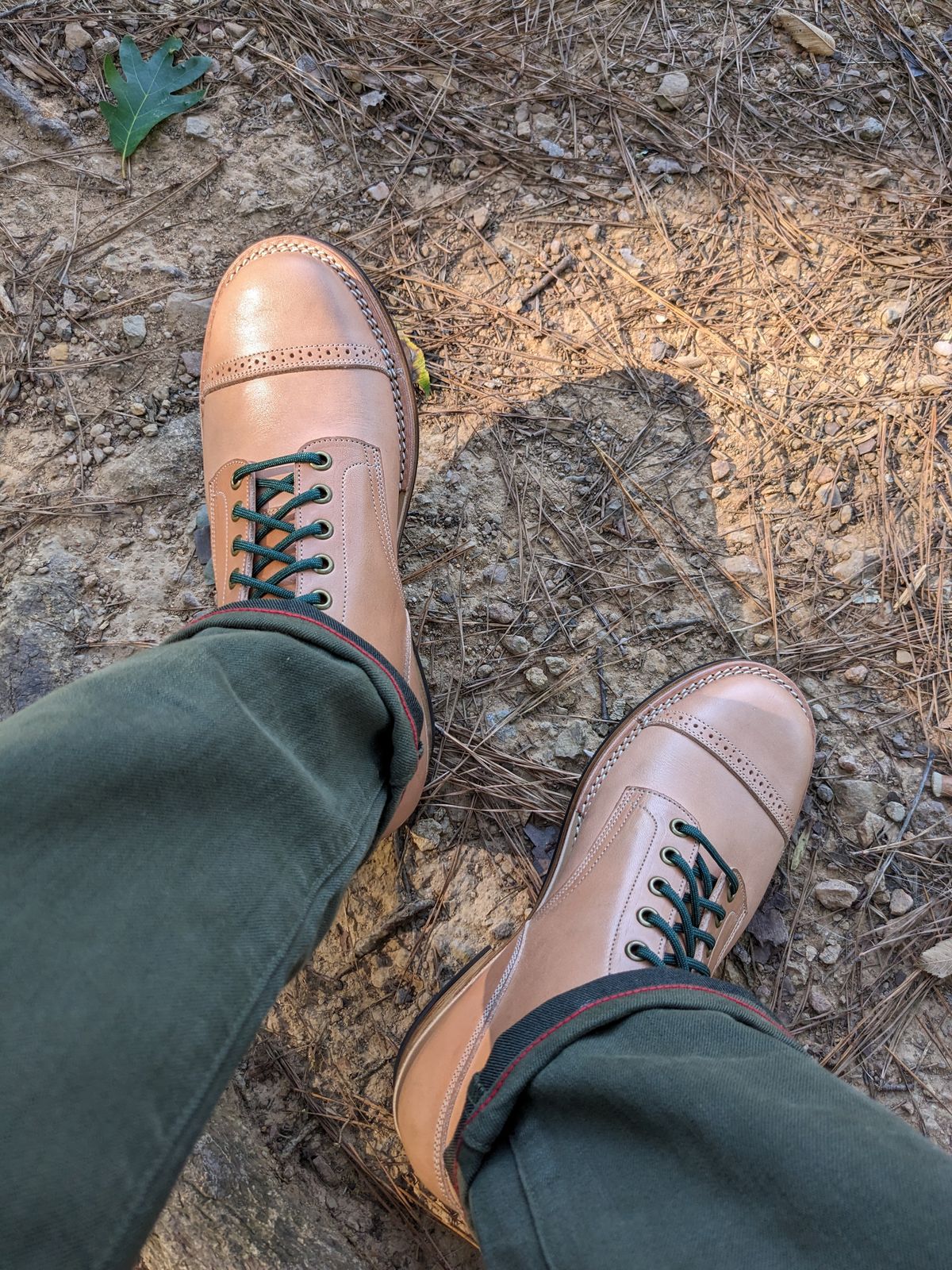 Photo by patina23 on October 9, 2023 of the Onderhoud SBC01 in Wickett & Craig Russet Traditional Harness.