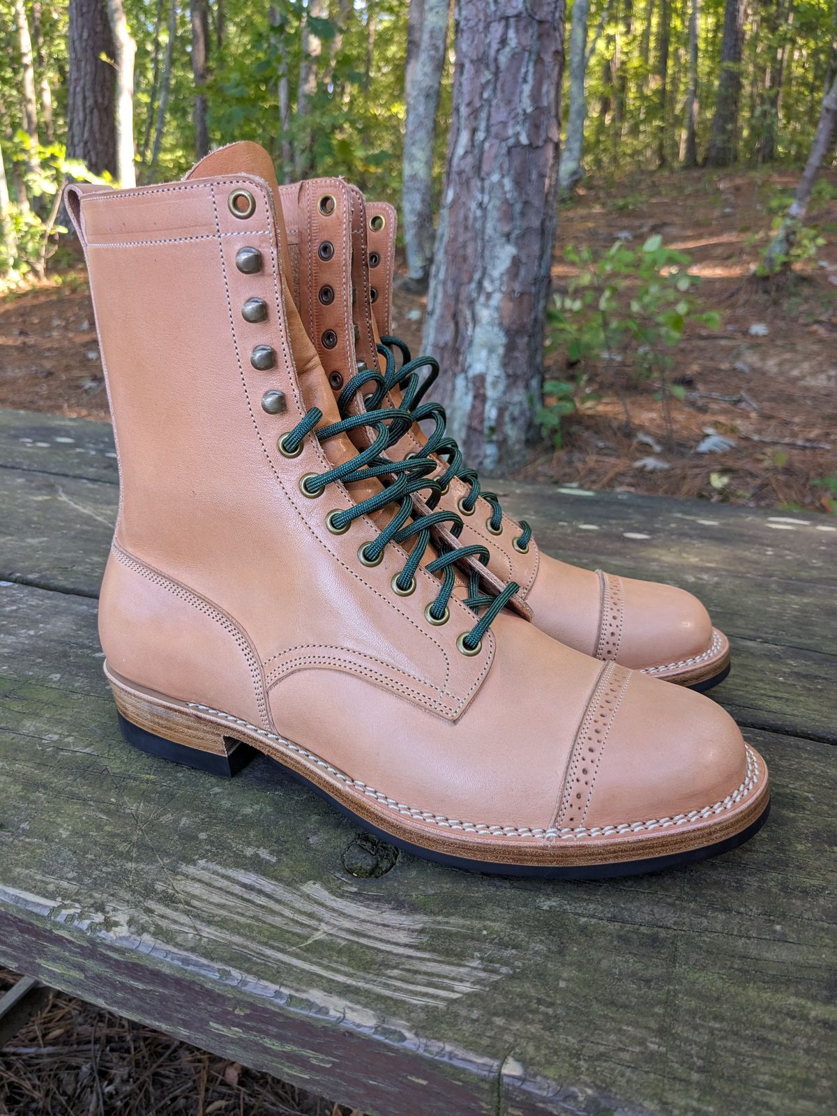 Photo by patina23 on October 9, 2023 of the Onderhoud SBC01 in Wickett & Craig Russet Traditional Harness.