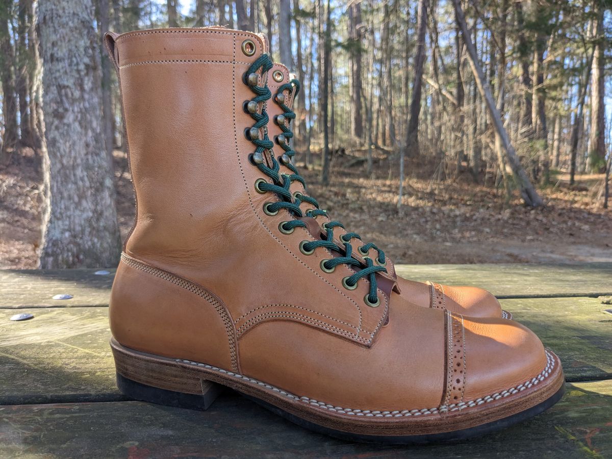 Photo by patina23 on February 6, 2024 of the Onderhoud SBC01 in Wickett & Craig Russet Traditional Harness.
