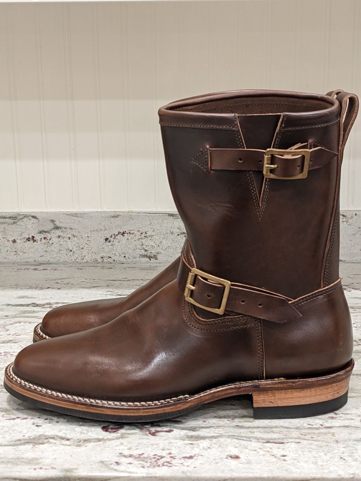 Photo by Trim_Man on October 1, 2022 of the Viberg Engineer in Horween Brown Chromexcel Horsebutt.