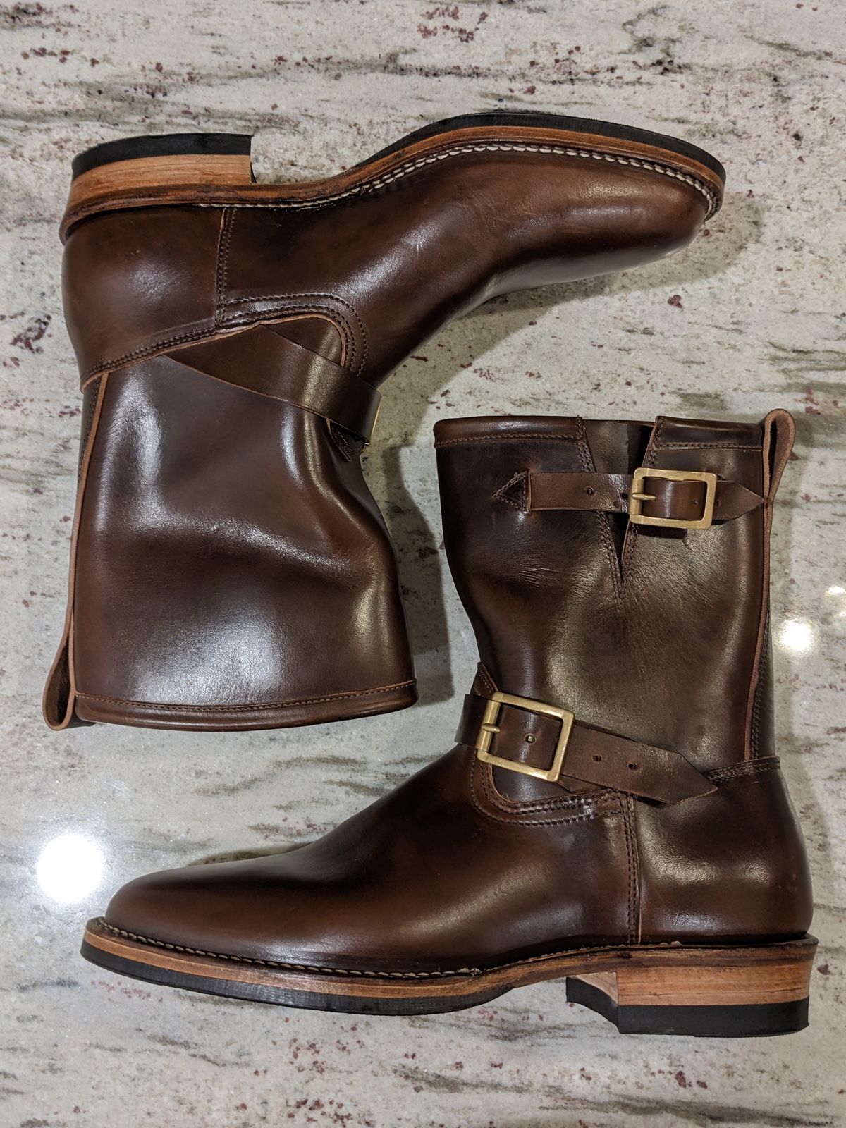 Photo by Trim_Man on October 1, 2022 of the Viberg Engineer in Horween Brown Chromexcel Horsebutt.