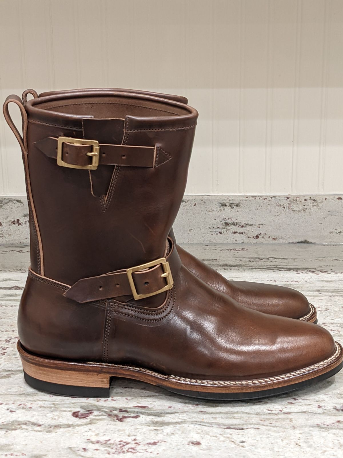 Photo by Trim_Man on October 1, 2022 of the Viberg Engineer in Horween Brown Chromexcel Horsebutt.