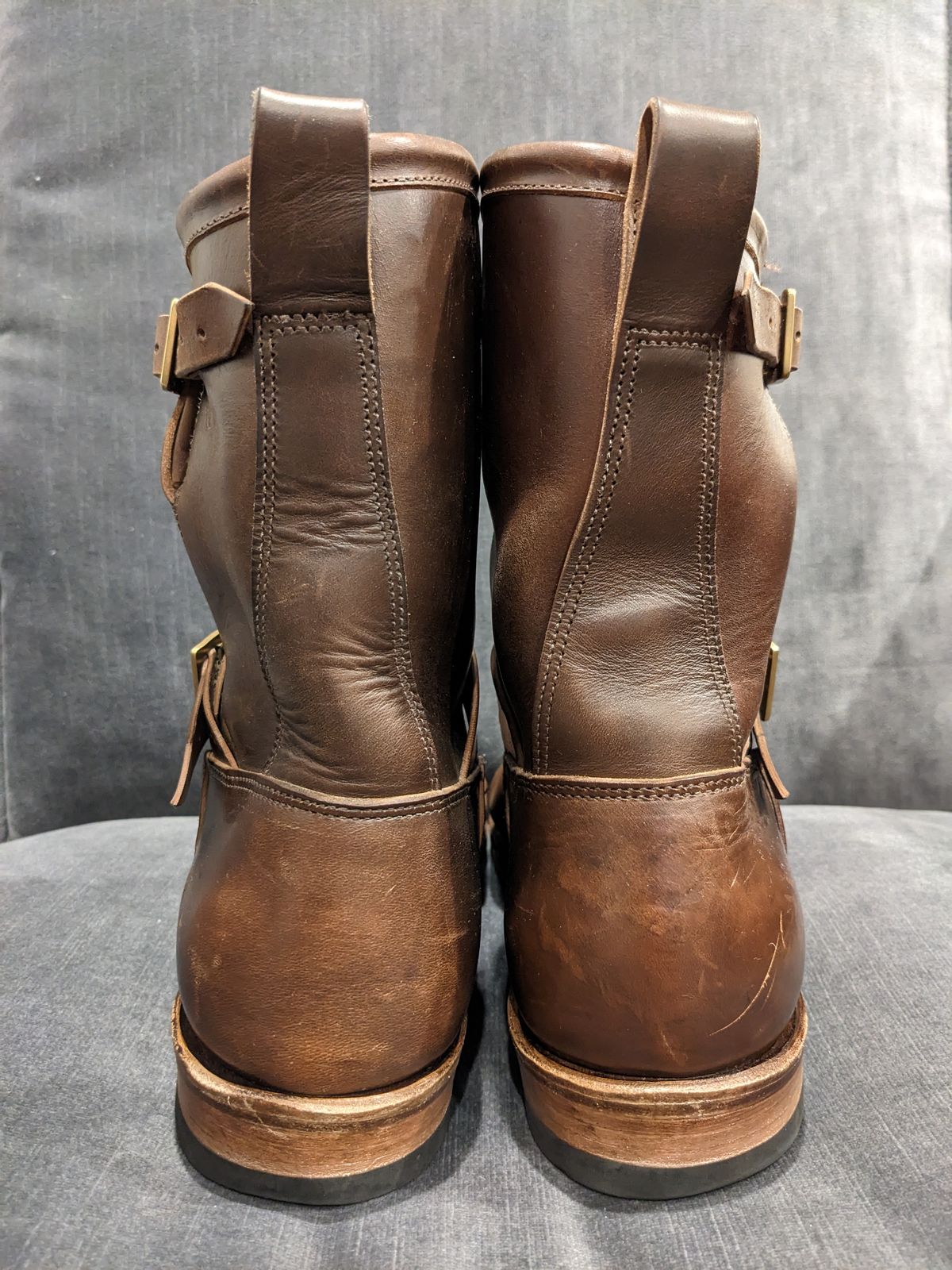 Photo by Trim_Man on January 6, 2023 of the Viberg Engineer in Horween Brown Chromexcel Horsebutt.