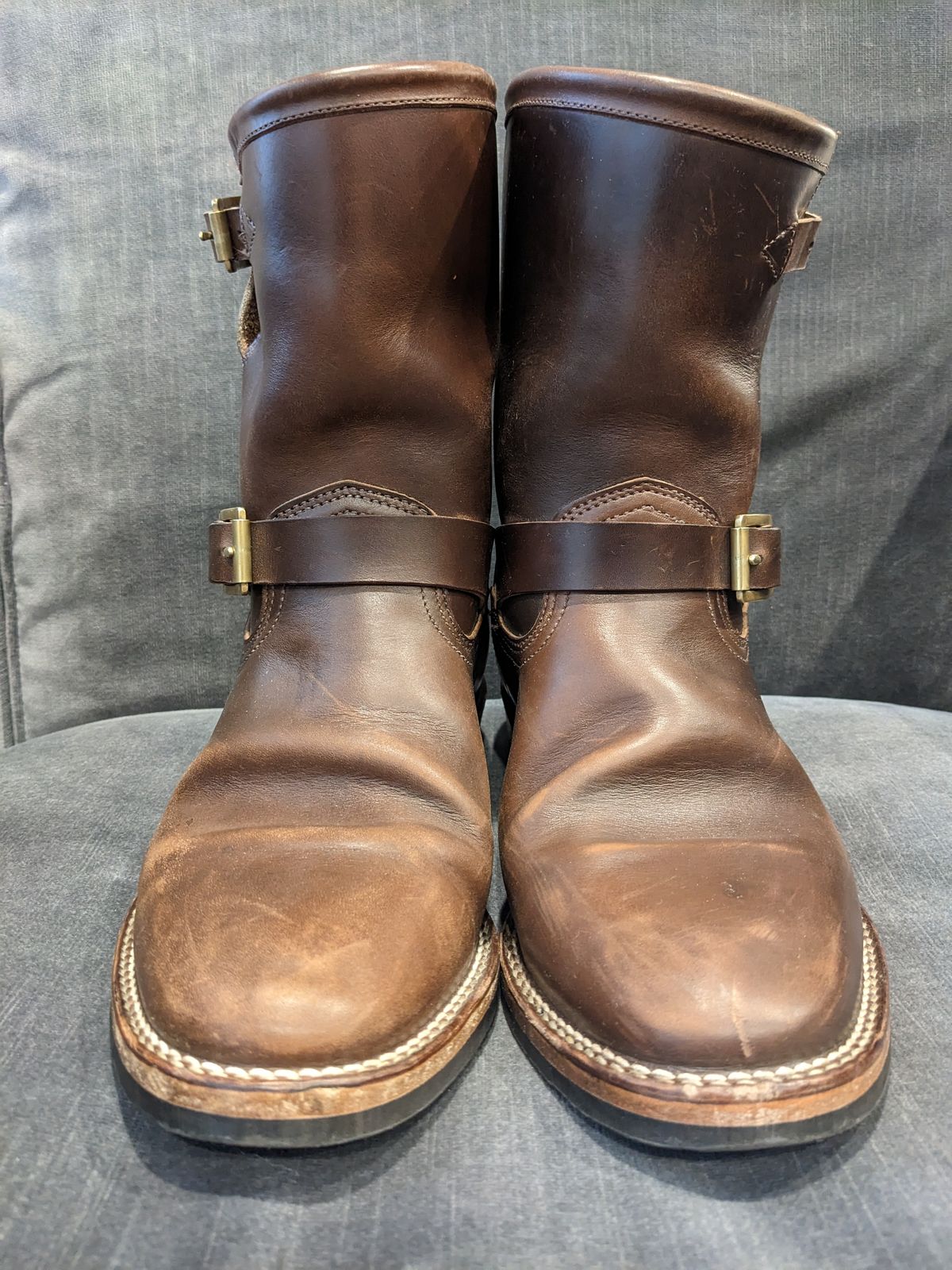 Photo by Trim_Man on February 5, 2023 of the Viberg Engineer in Horween Brown Chromexcel Horsebutt.