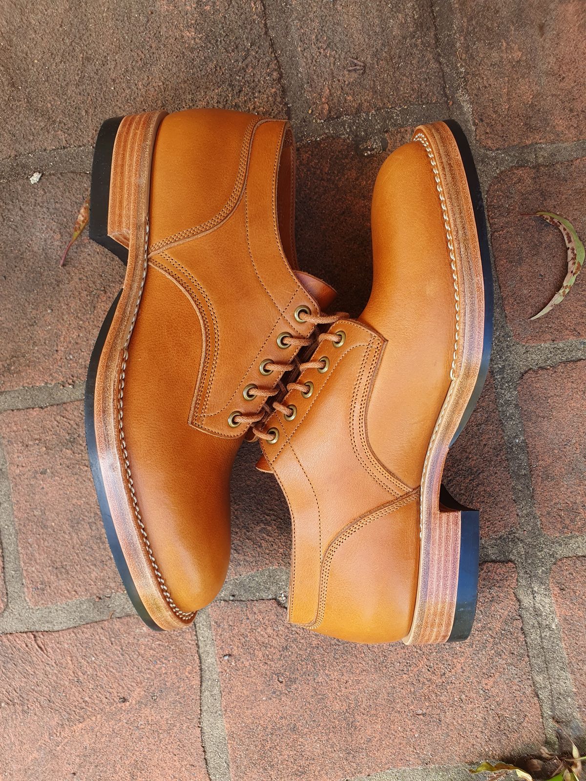 Photo by jasonissm on October 1, 2023 of the Onderhoud LVL01 Derby Boot in Tochigi Oil Vachetta #1 Light Brown.