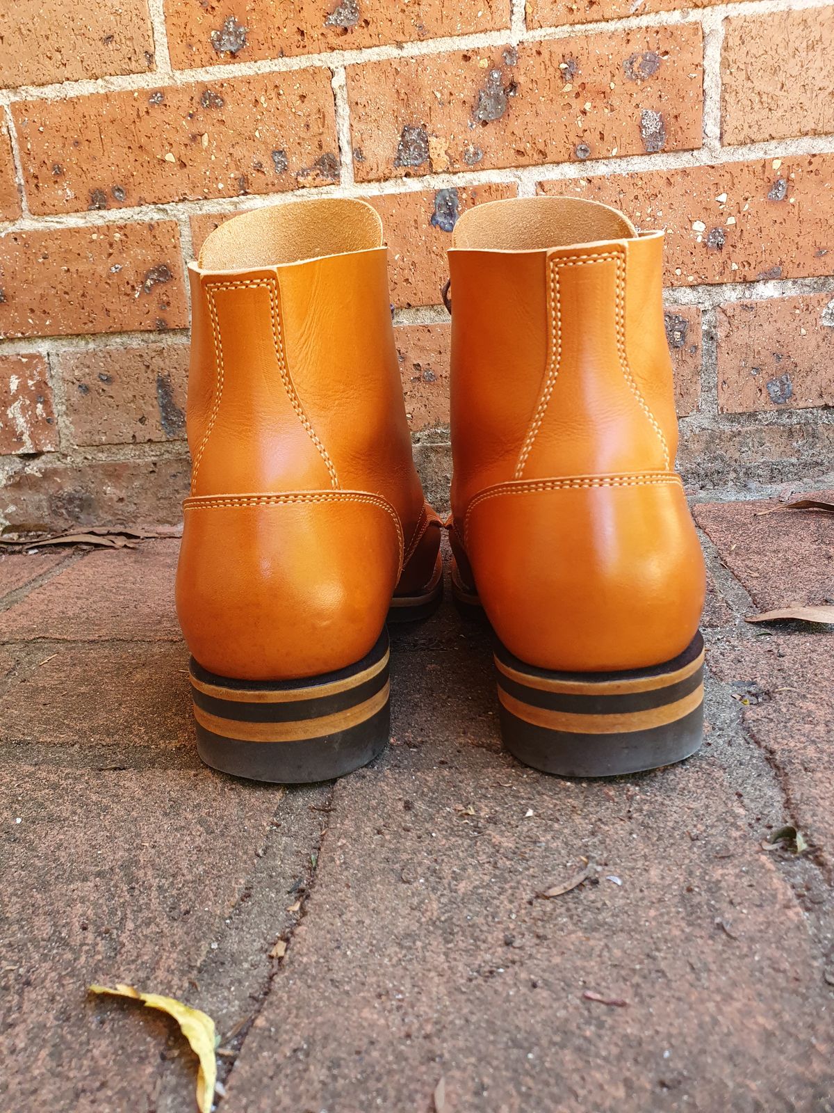 Photo by jasonissm on February 3, 2023 of the Jack & White Brothers Letterman ZERO in Light Brown Oil Wax Steerhide.