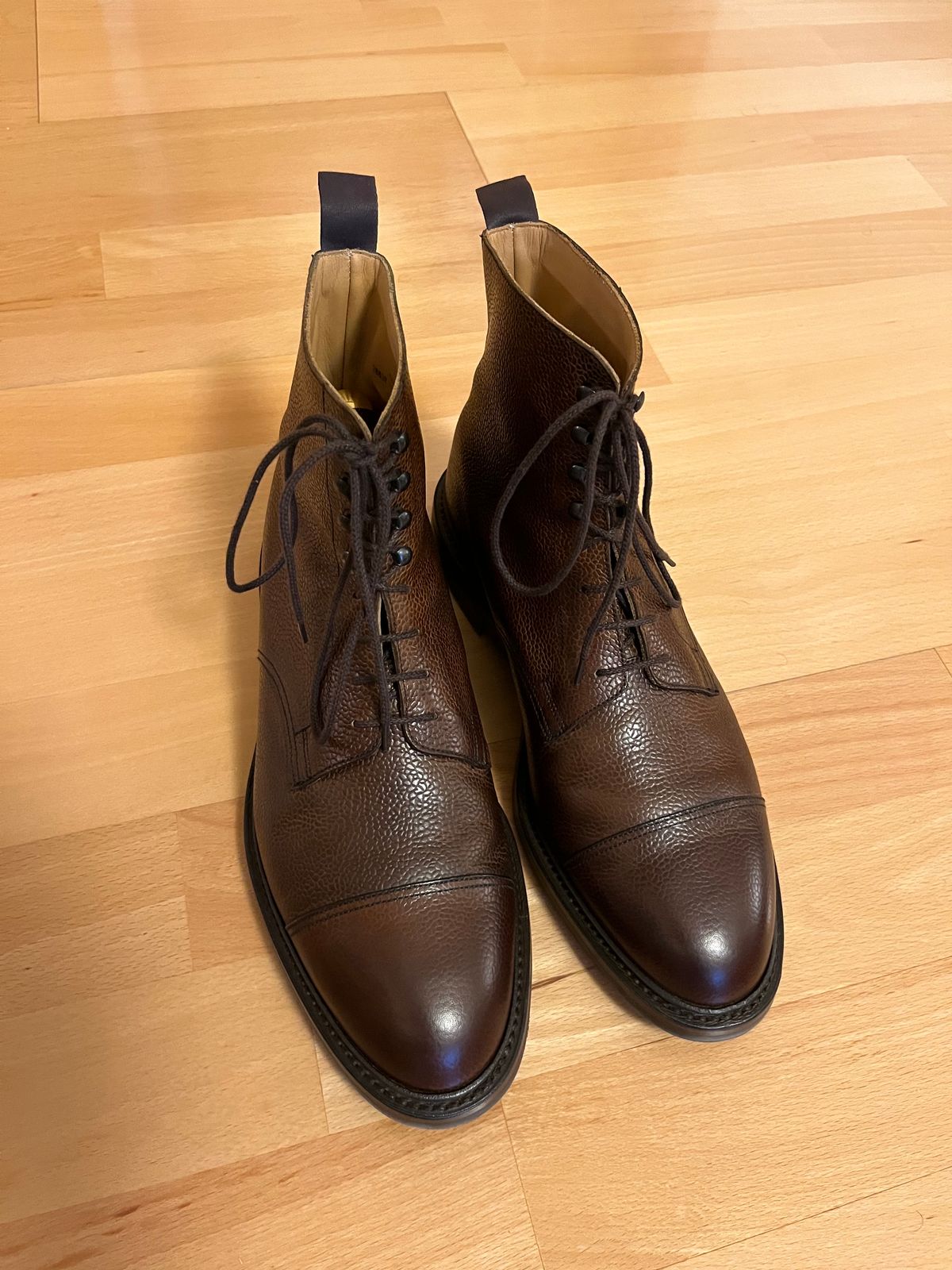Photo by mr_spud on January 26, 2024 of the Crockett & Jones Coniston in Dark Brown Scotch Grain.