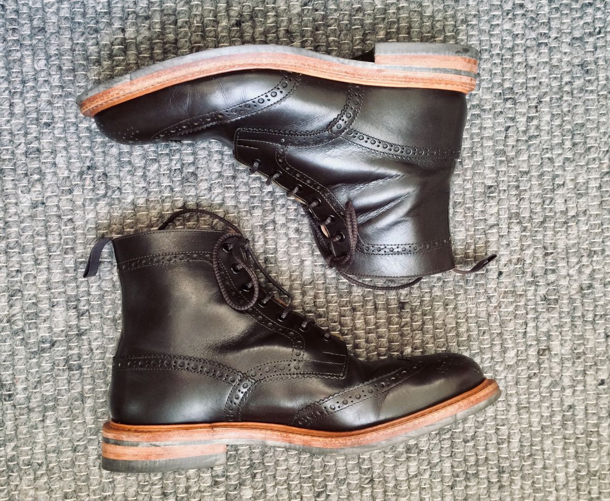 Photo by mr_spud on October 29, 2020 of the Tricker's Stow Country Boot in Cafe Burnished Calf.