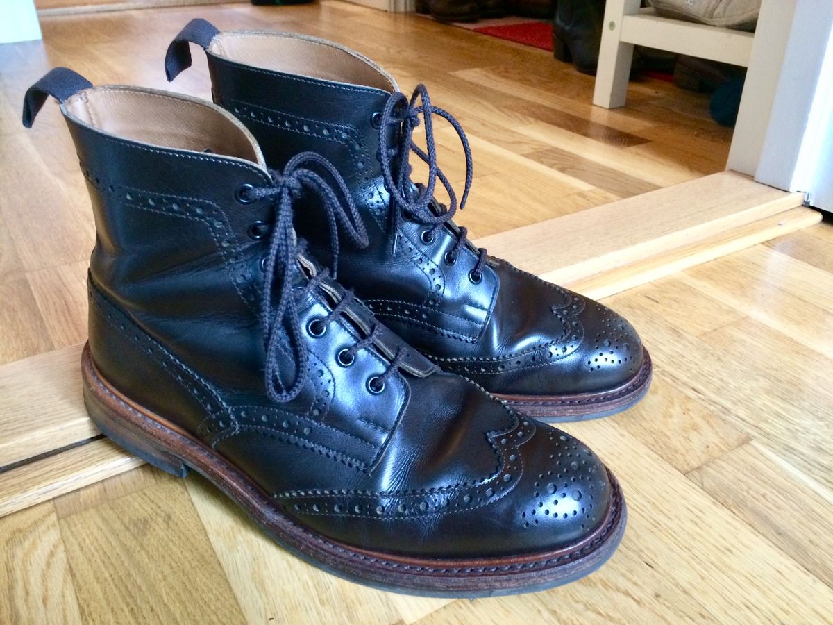 Photo by mr_spud on May 12, 2021 of the Tricker's Stow Country Boot in Cafe Burnished Calf.