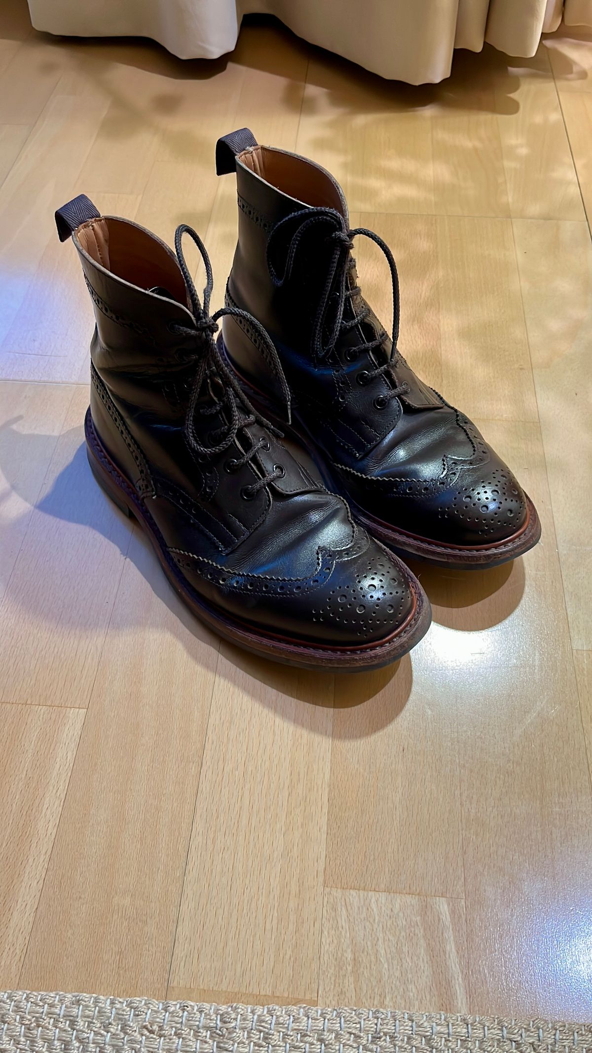 Photo by mr_spud on January 27, 2026 of the Tricker's Stow Country Boot in Cafe Burnished Calf.
