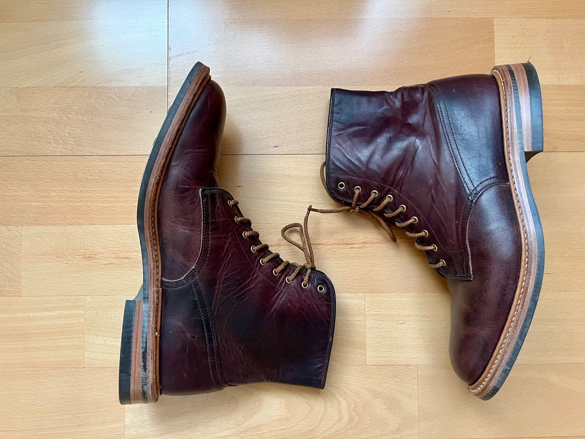 Photo by mr_spud on January 10, 2024 of the Tricker's Tramping Boot in Horween Color 8 Dublin.