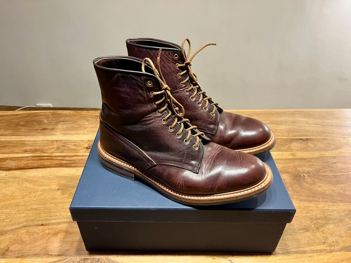 Photo by mr_spud on March 25, 2025 of the Tricker's Tramping Boot in Horween Color 8 Dublin.