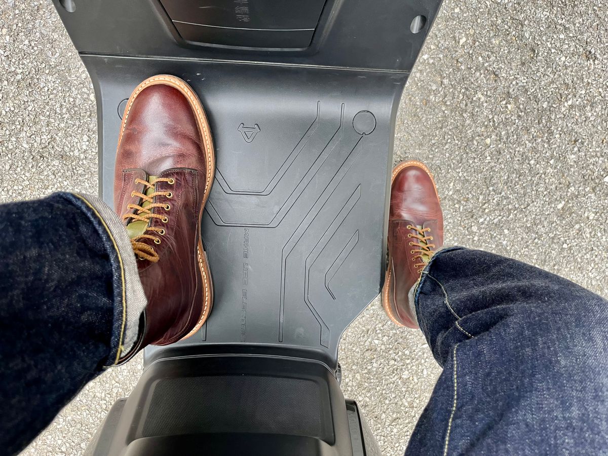 Photo by mr_spud on November 6, 2025 of the Tricker's Tramping Boot in Horween Color 8 Dublin.
