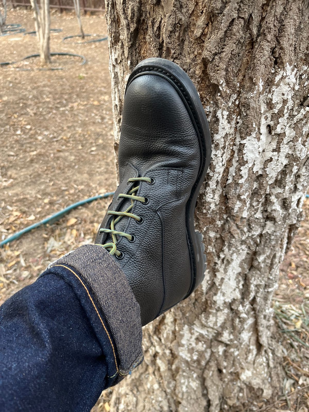 Photo by mr_spud on February 17, 2024 of the Tricker's Grassmere Country Boot in Black Scotch Grain.