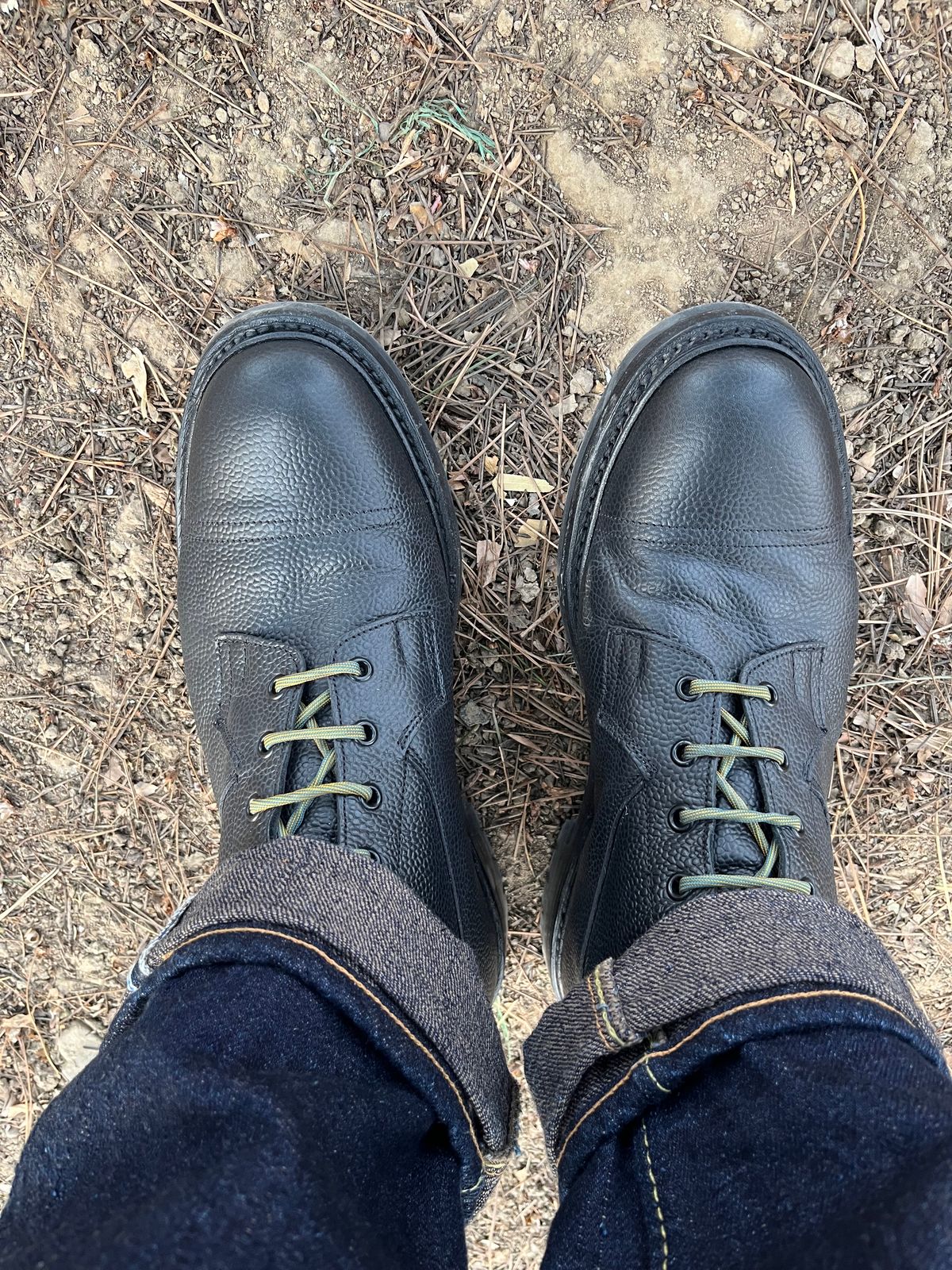 Photo by mr_spud on February 17, 2024 of the Tricker's Grassmere Country Boot in Black Scotch Grain.