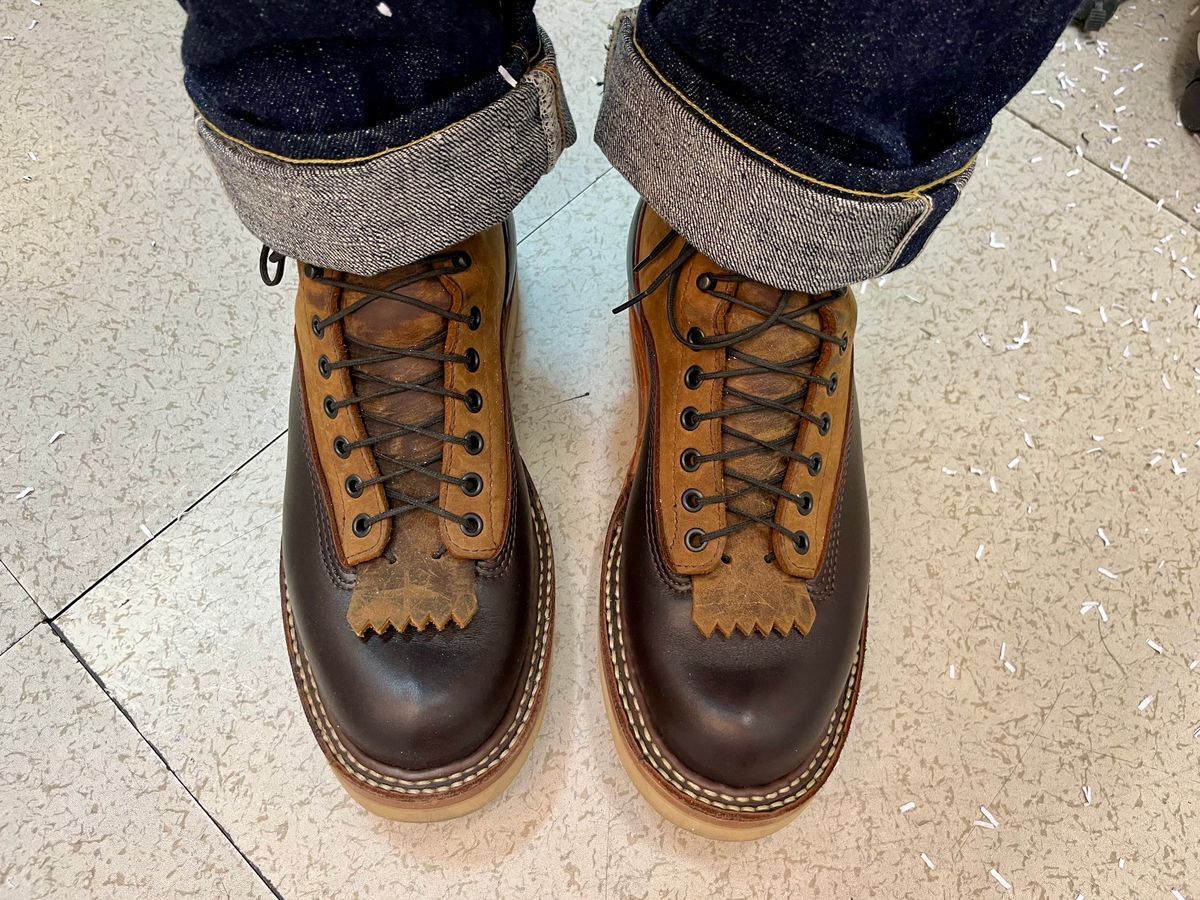 Photo by mr_spud on February 20, 2025 of the White's C350-CS in Seidel Brown Dress & Brown Distress.