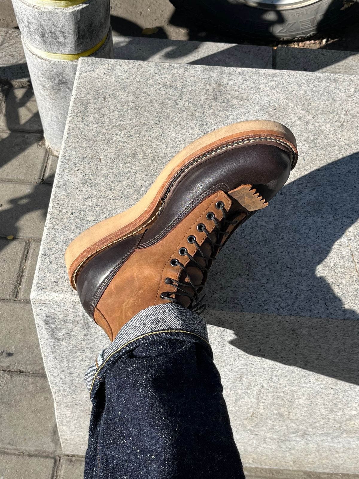 Photo by mr_spud on October 26, 2025 of the White's C350-CS in Seidel Brown Dress & Brown Distress.