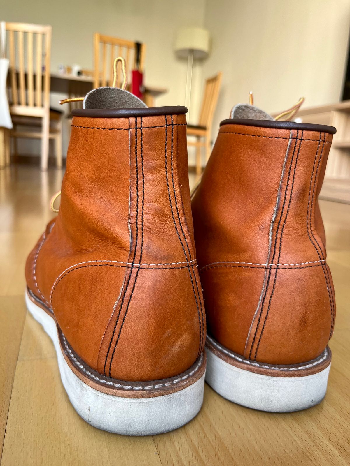 Photo by mr_spud on September 13, 2023 of the Red Wing 6-Inch Classic Moc in S.B. Foot Oro Legacy.