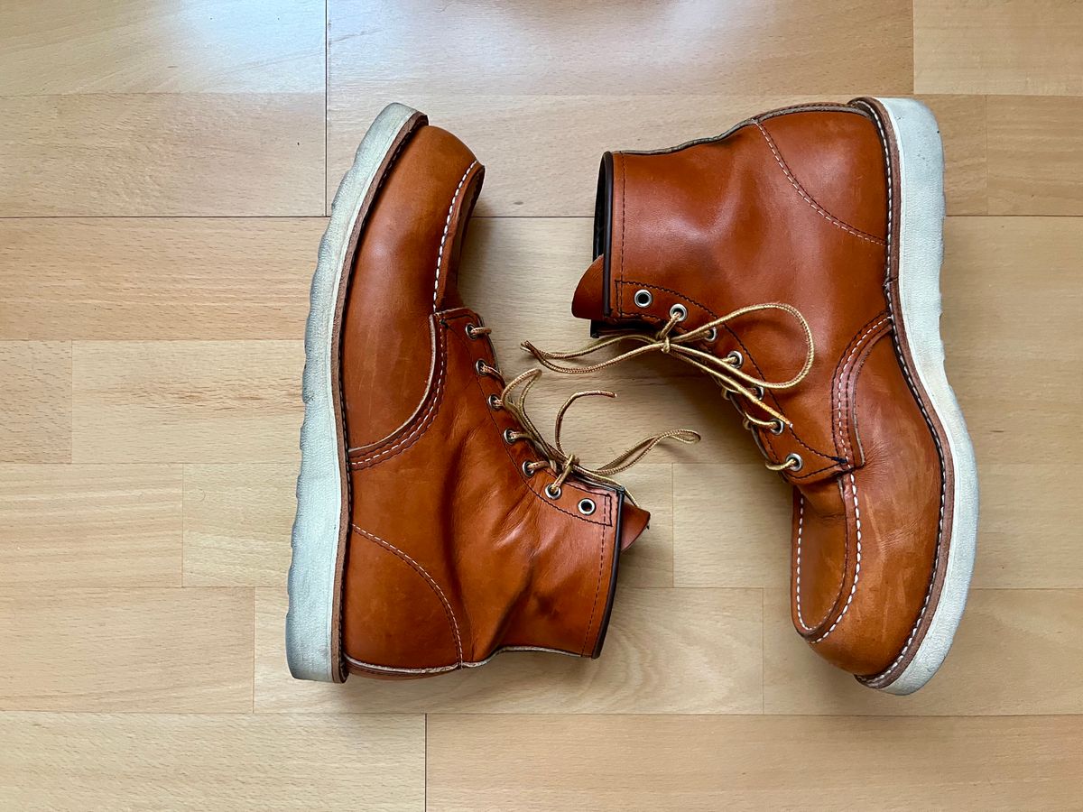 Photo by mr_spud on January 10, 2024 of the Red Wing 6-Inch Classic Moc in S.B. Foot Oro Legacy.