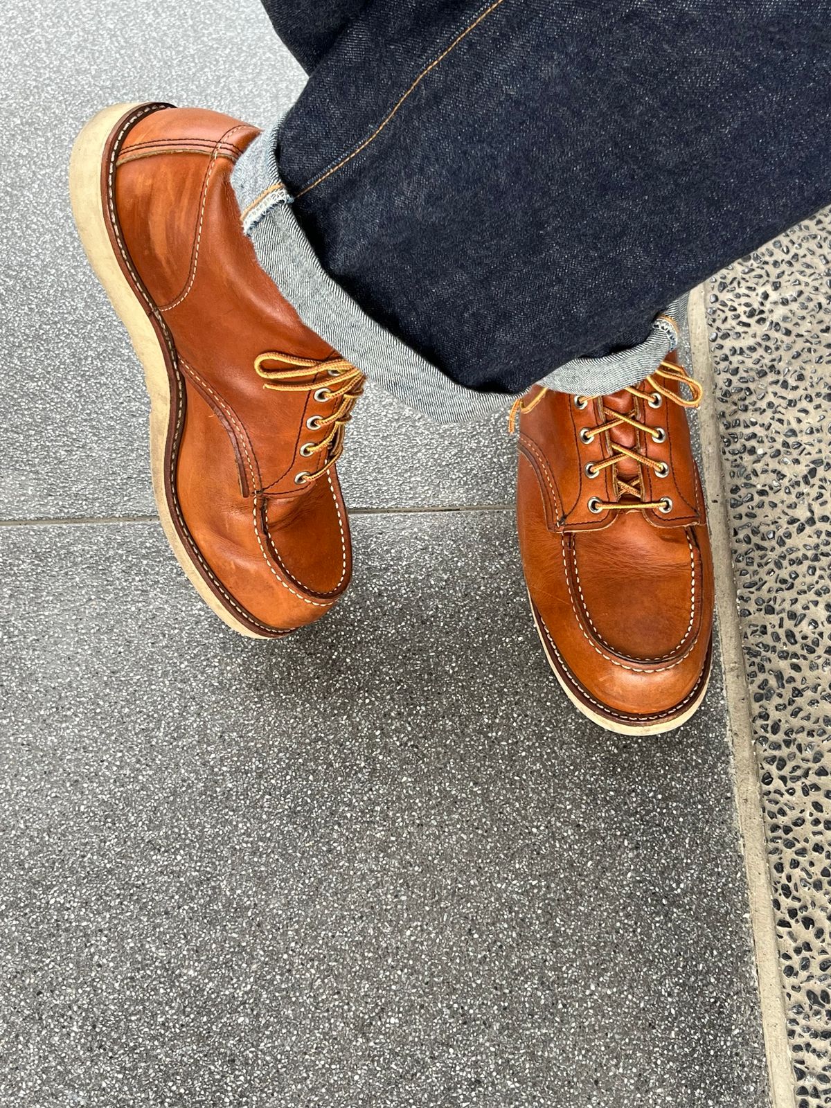 Photo by mr_spud on December 27, 2025 of the Red Wing 6-Inch Classic Moc in S.B. Foot Oro Legacy.