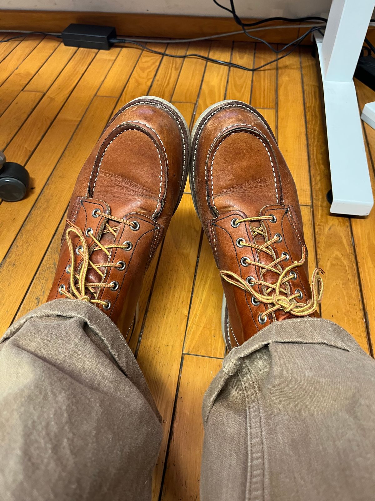 Photo by mr_spud on March 19, 2026 of the Red Wing 6-Inch Classic Moc in S.B. Foot Oro Legacy.