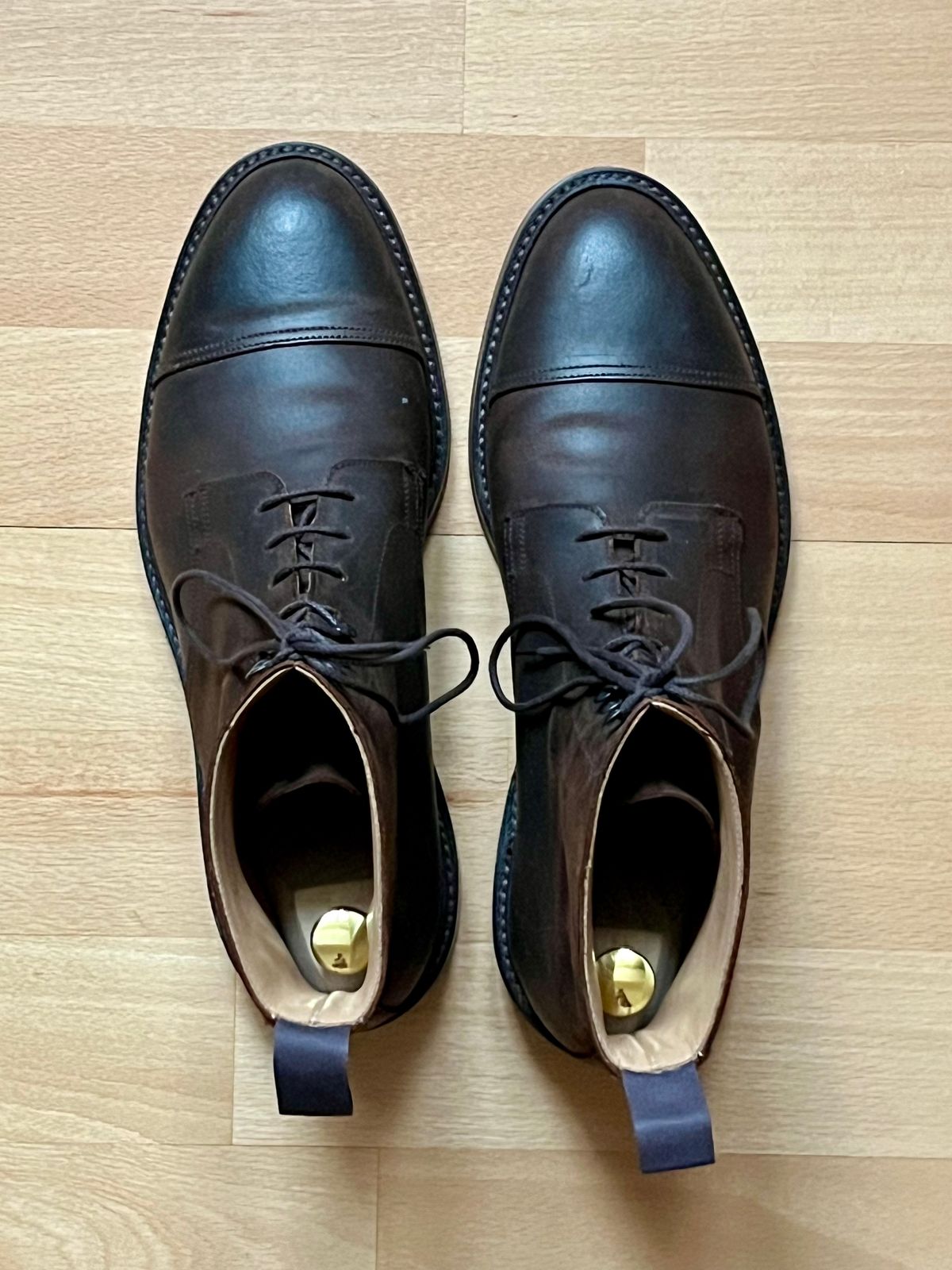 Photo by mr_spud on February 19, 2024 of the Crockett & Jones Coniston in Dark Brown Roughout Suede.