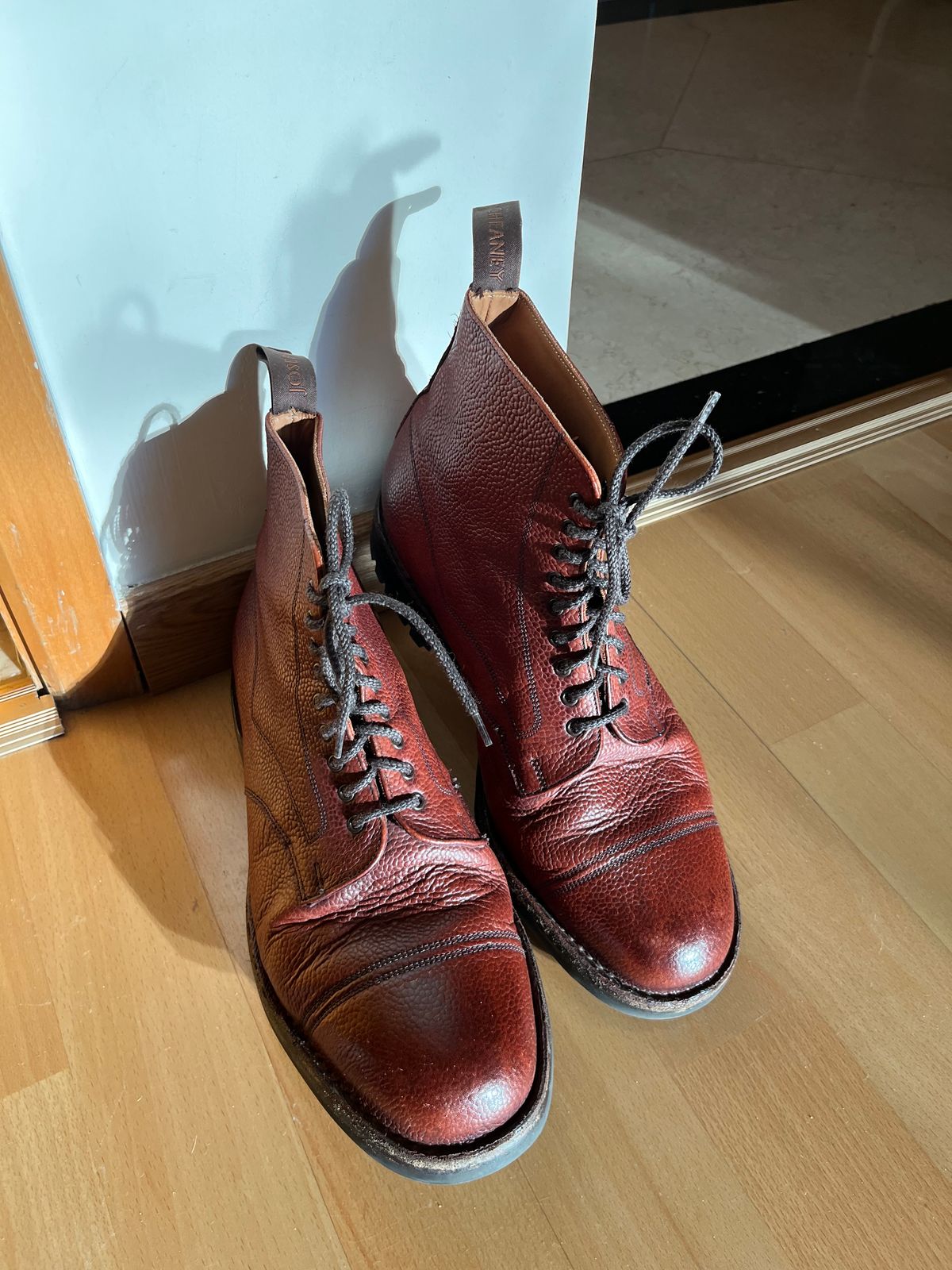 Photo by mr_spud on October 20, 2025 of the Cheaney Pennine 2 in D'Annonay Scotch Grain Calf.