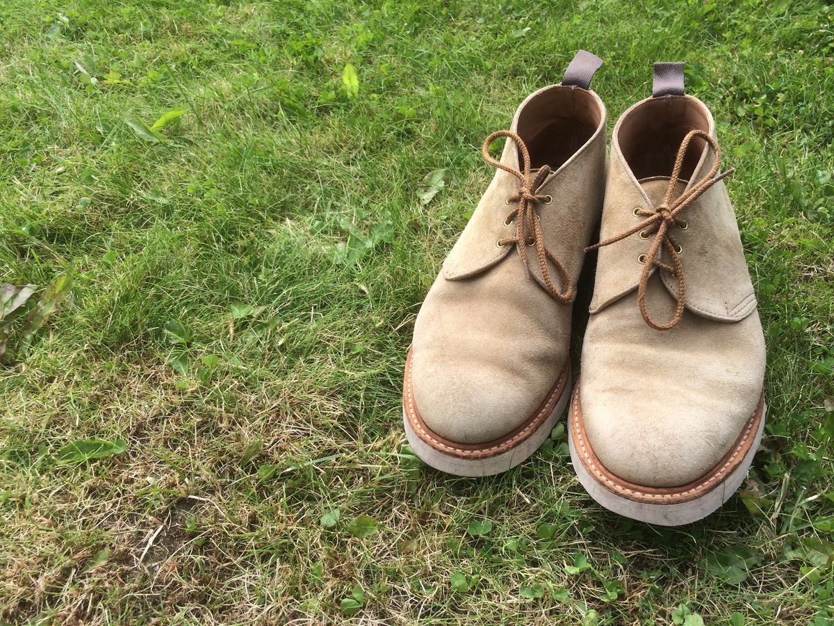 Photo by mr_spud on July 24, 2021 of the Tricker's Mike Chukka Boot in C.F. Stead Peanut Kudu Reverse.