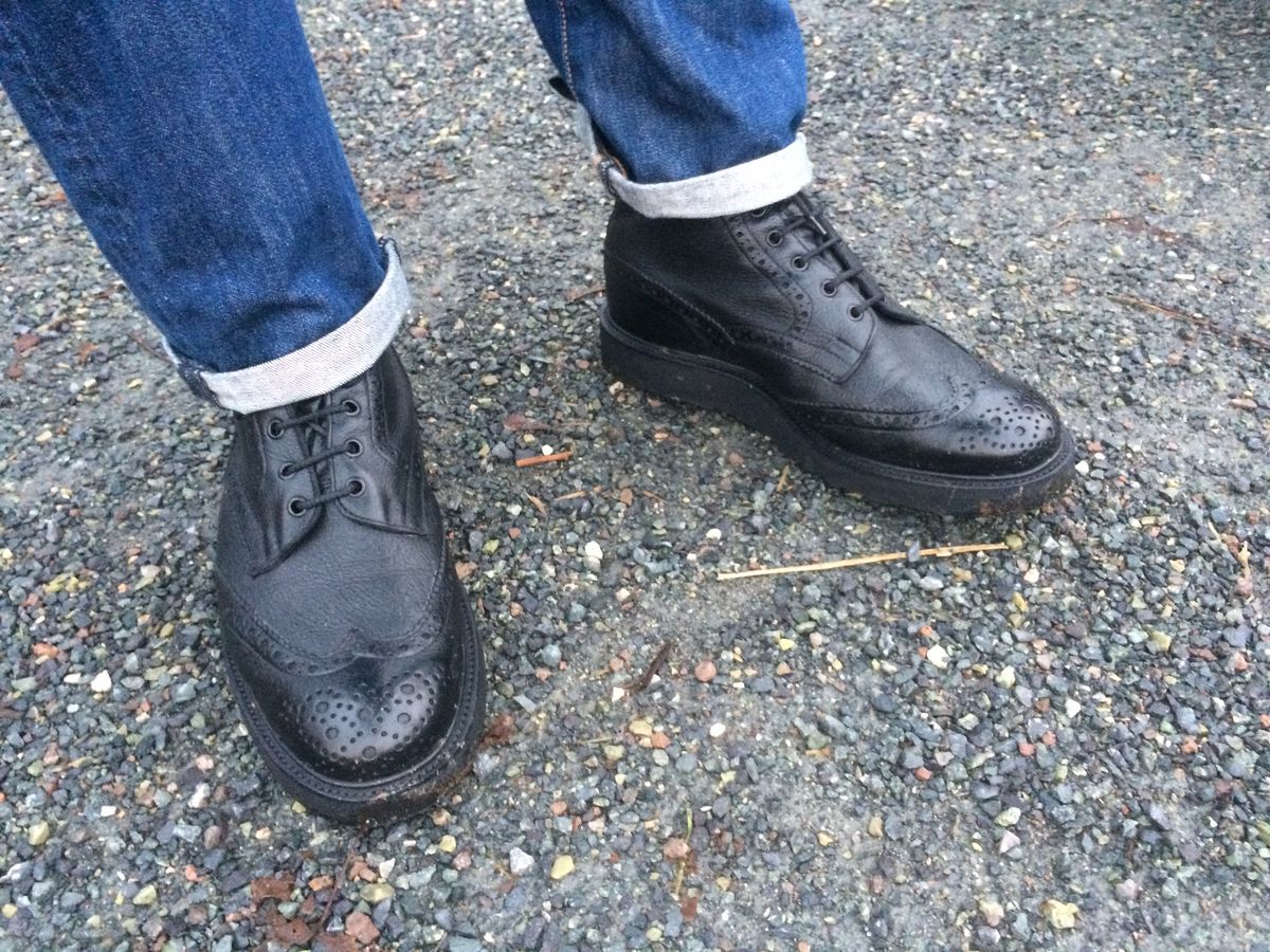 Photo by mr_spud on December 11, 2020 of the Tricker's Stow Country Boot in Black Olivvia Deerskin.