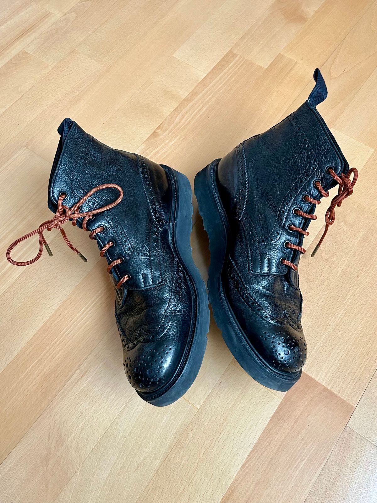 Photo by mr_spud on August 15, 2025 of the Tricker's Stow Country Boot in Black Olivvia Deerskin.