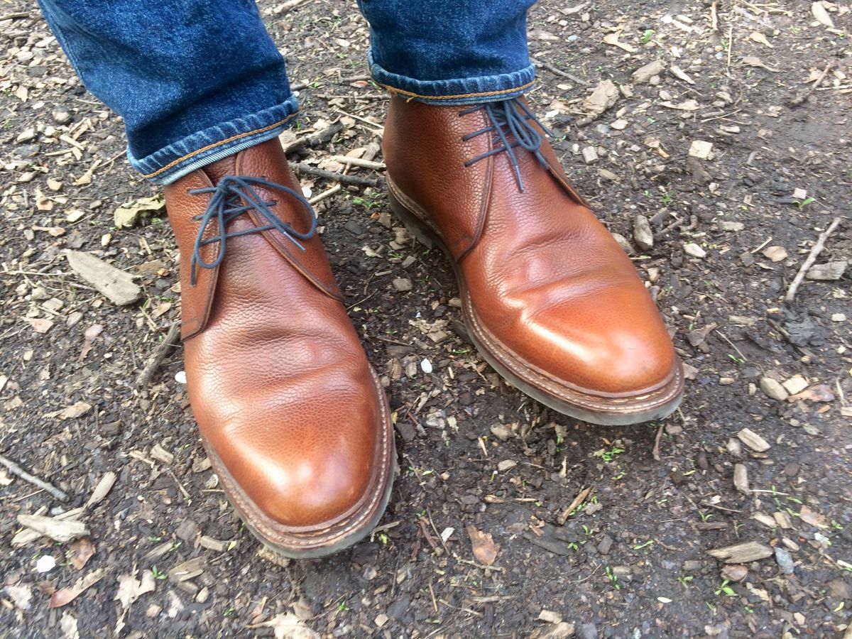 Photo by mr_spud on May 20, 2021 of the George Lyon Benjamin chukka in D'Annonay Scotch Grain Calf.