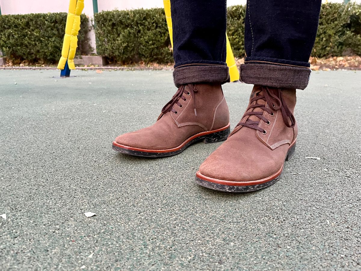 Photo by mr_spud on November 26, 2023 of the Briselblack The Hawk in Horween Natural Chromexcel Roughout.