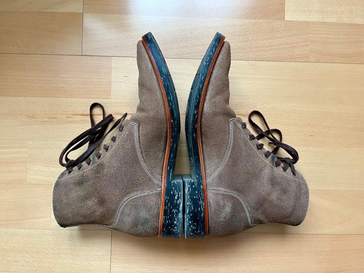 Photo by mr_spud on February 1, 2024 of the Briselblack The Hawk in Horween Natural Chromexcel Roughout.