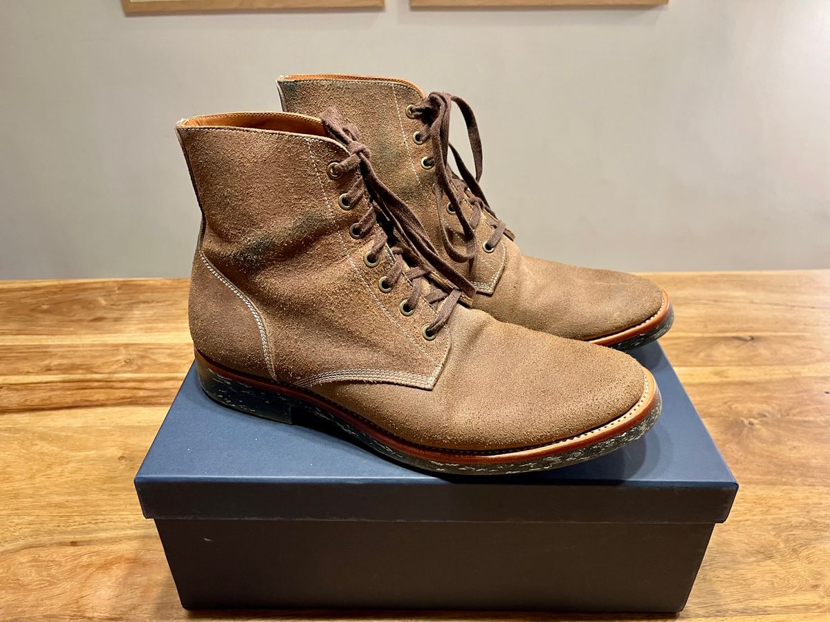 Photo by mr_spud on March 25, 2025 of the Briselblack The Hawk in Horween Natural Chromexcel Roughout.