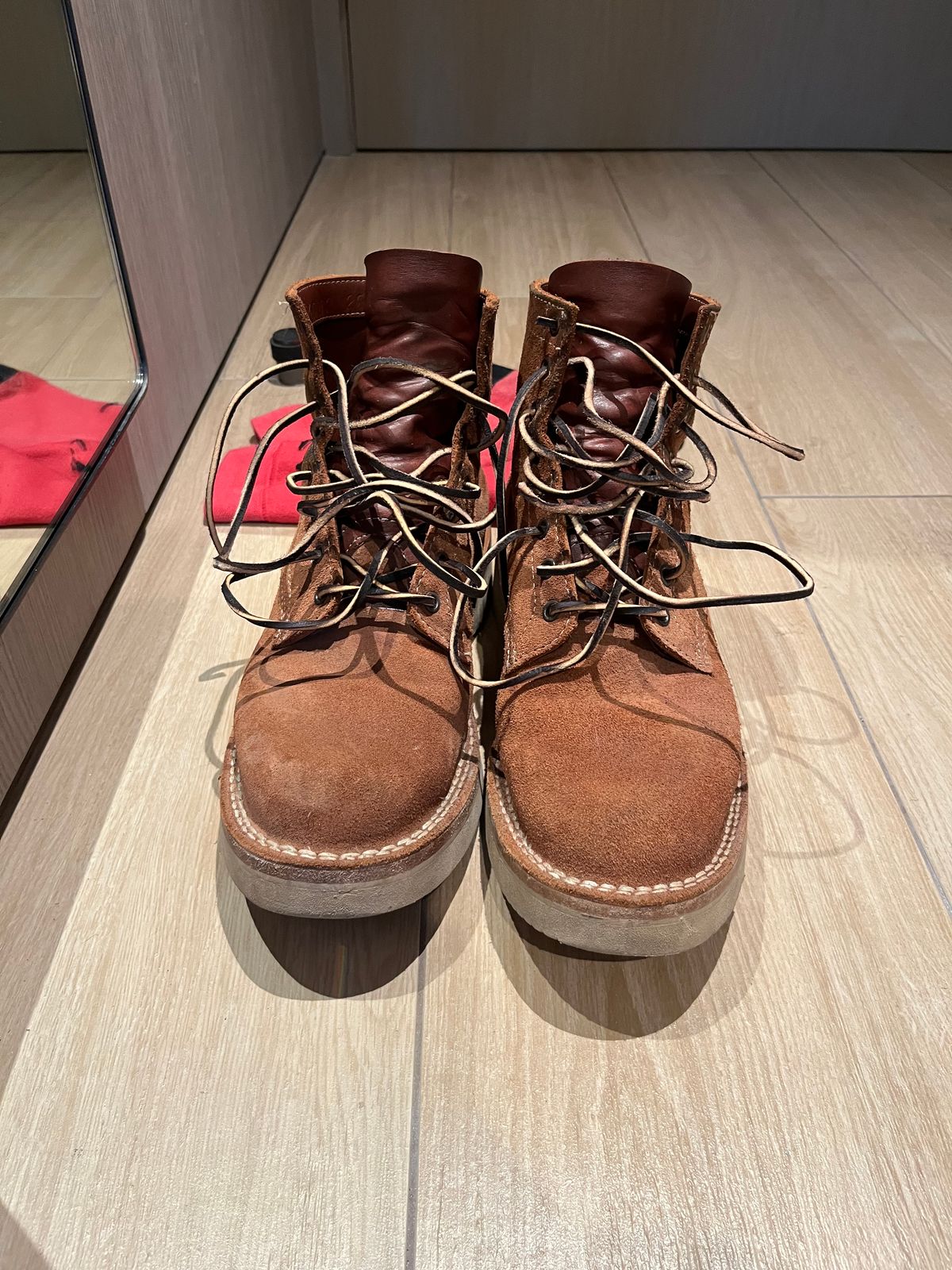 Photo by mr_spud on December 14, 2024 of the White's C350-CS in Seidel Red Dog Oil Tan Roughout.