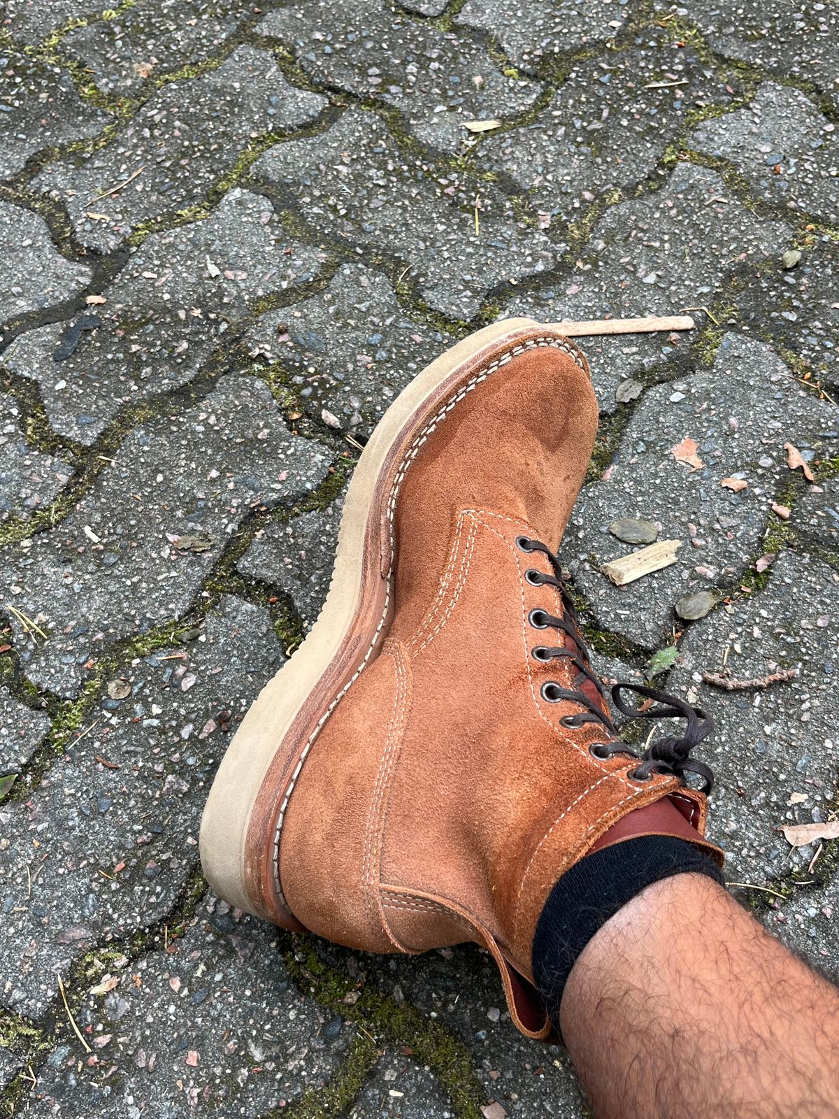 Photo by mr_spud on July 13, 2025 of the White's C350-CS in Seidel Red Dog Oil Tan Roughout.