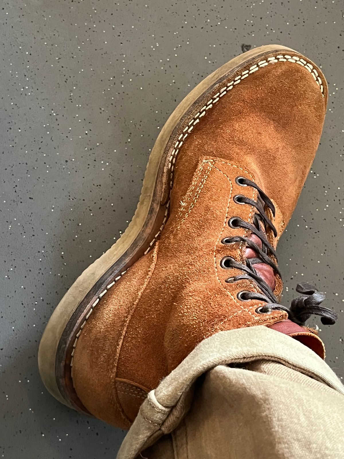 Photo by mr_spud on August 8, 2025 of the White's C350-CS in Seidel Red Dog Oil Tan Roughout.