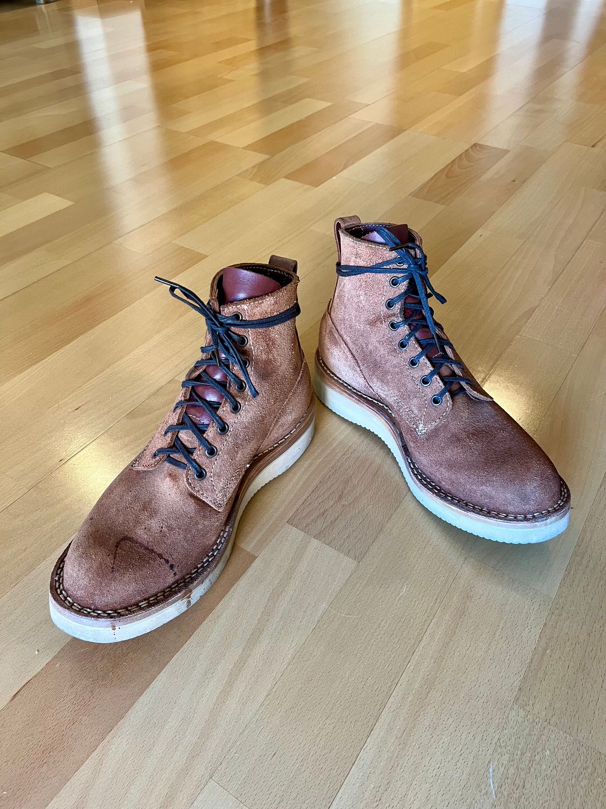 Photo by mr_spud on November 24, 2023 of the White's C350-CS in Seidel Red Dog Oil Tan Roughout.