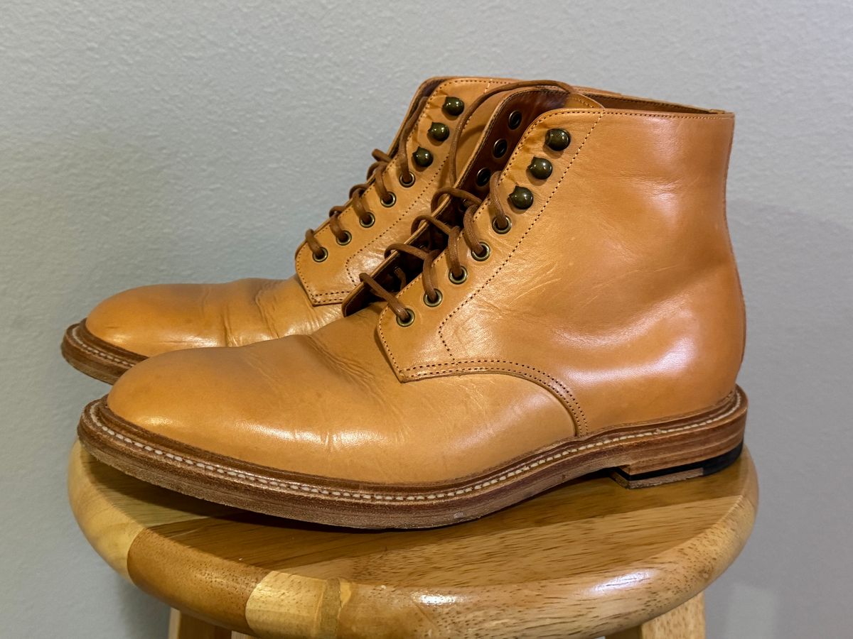 Photo by artvandelay on November 6, 2023 of the Grant Stone Edward Boot in Badalassi Carlo Natural Minerva.