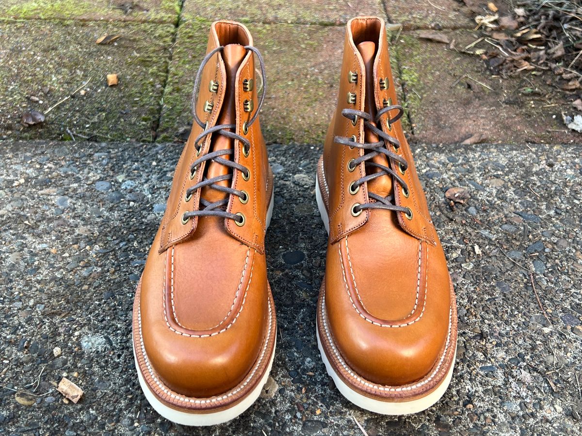 Photo by artvandelay on October 3, 2023 of the Grant Stone Brass Boot in Badalassi Carlo Saddle Tan Minerva.