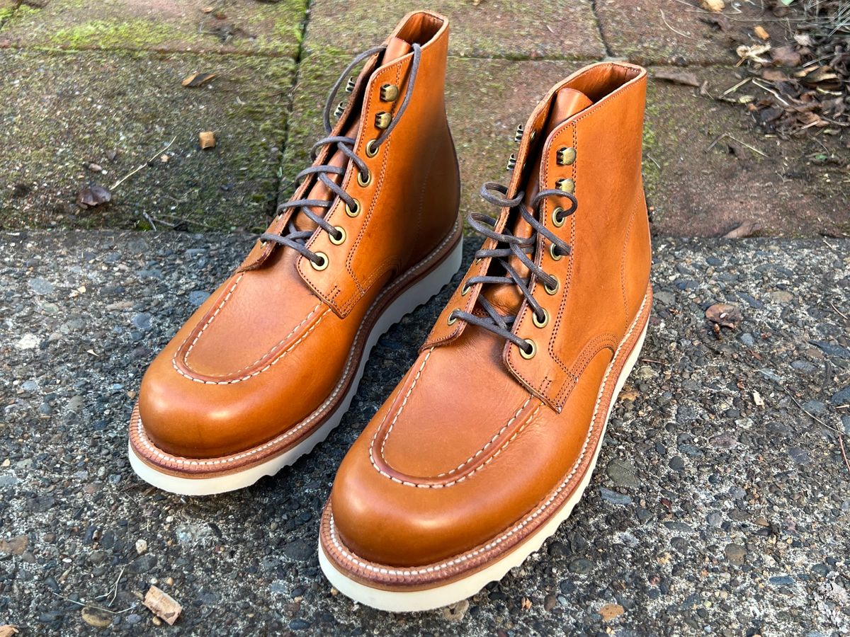Photo by artvandelay on October 3, 2023 of the Grant Stone Brass Boot in Badalassi Carlo Saddle Tan Minerva.
